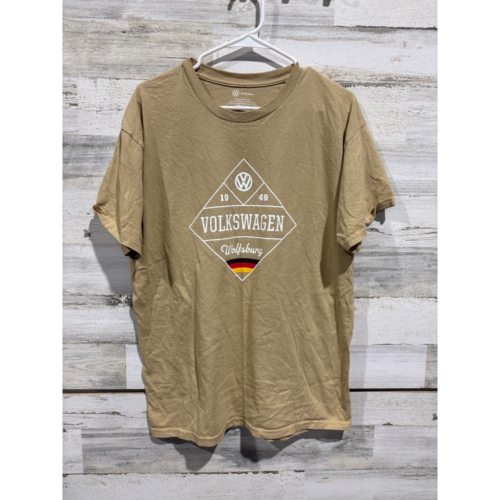 Volkswagen Wolfsburg 1949 T-Shirt Men Large Tan Graphic Tee Retro VW EUC